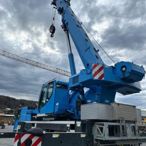 Grue Mobile Liebherr LTM-1070