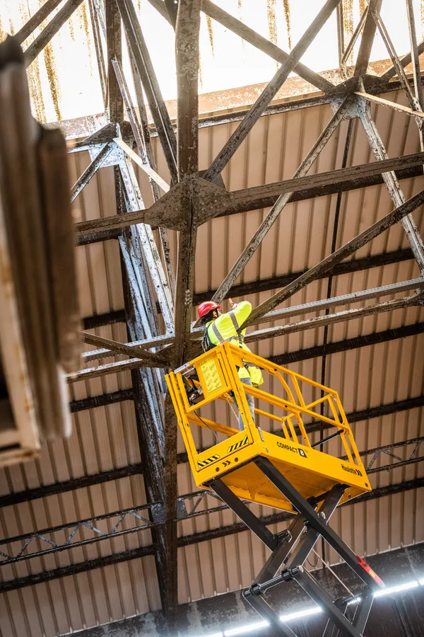 nacelle ciseaux électrique de 8 m